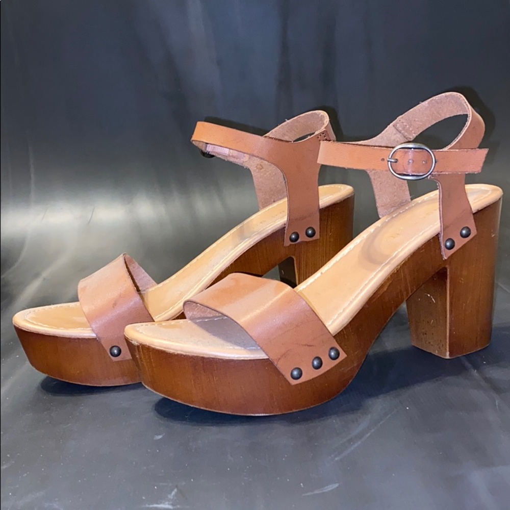 Madden girl chunky sandals
